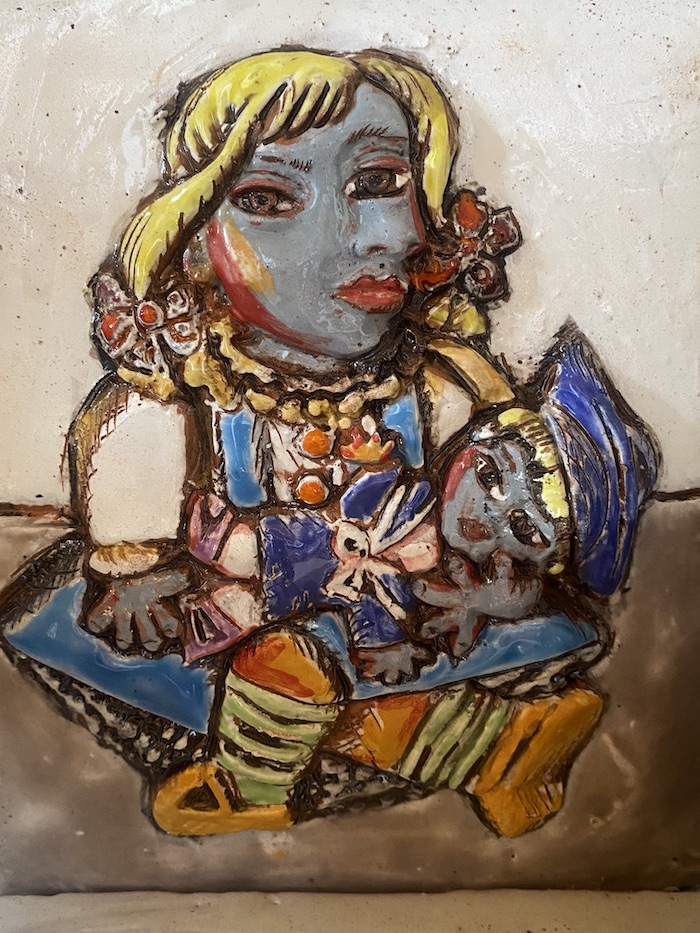 Niña azul picassiana