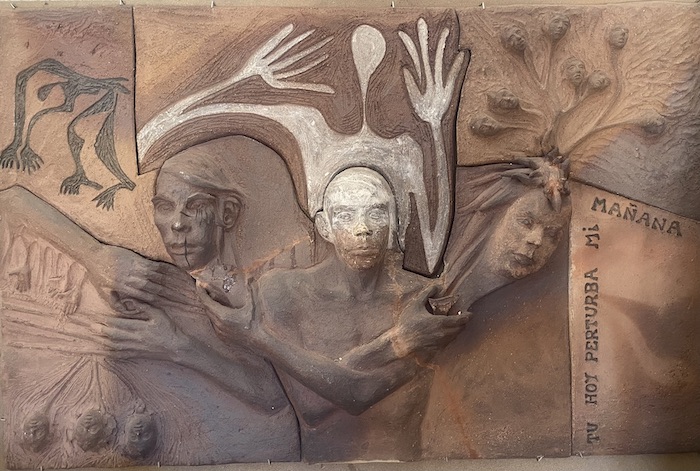 Mural donde aparece Jaime y se exponen varios símbolos a cual más inquietante