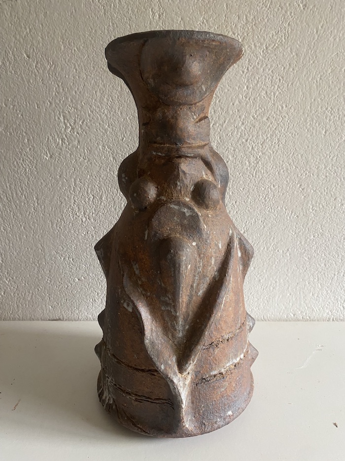 Jarrón modelado por Jaime