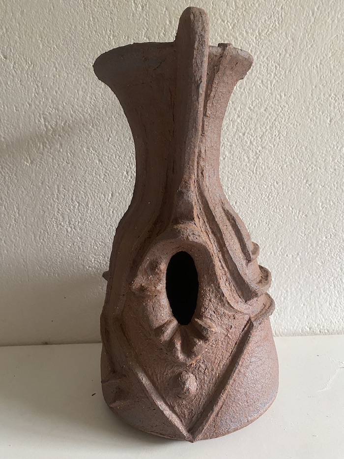 Jarrón modelado por Jaime